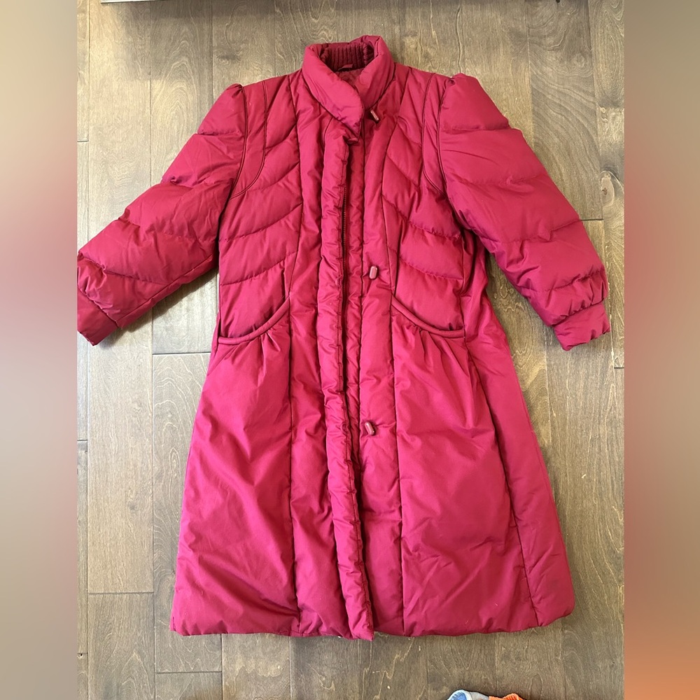 Vintage Windsor Bay Women's Burgundy Puffer Coat